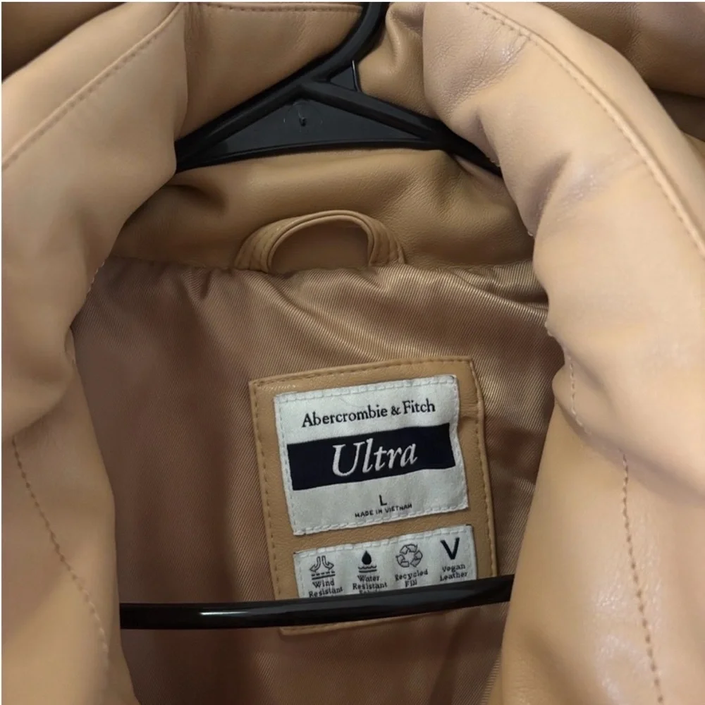 Abercrombie & Fitch Ultra Jacket Vegan Leather - Picture 3 of 4